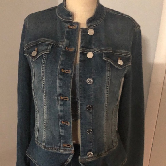 WHBM LONG SLEEVE NOVELTY DENIM JACKET - Picture 10 of 15
